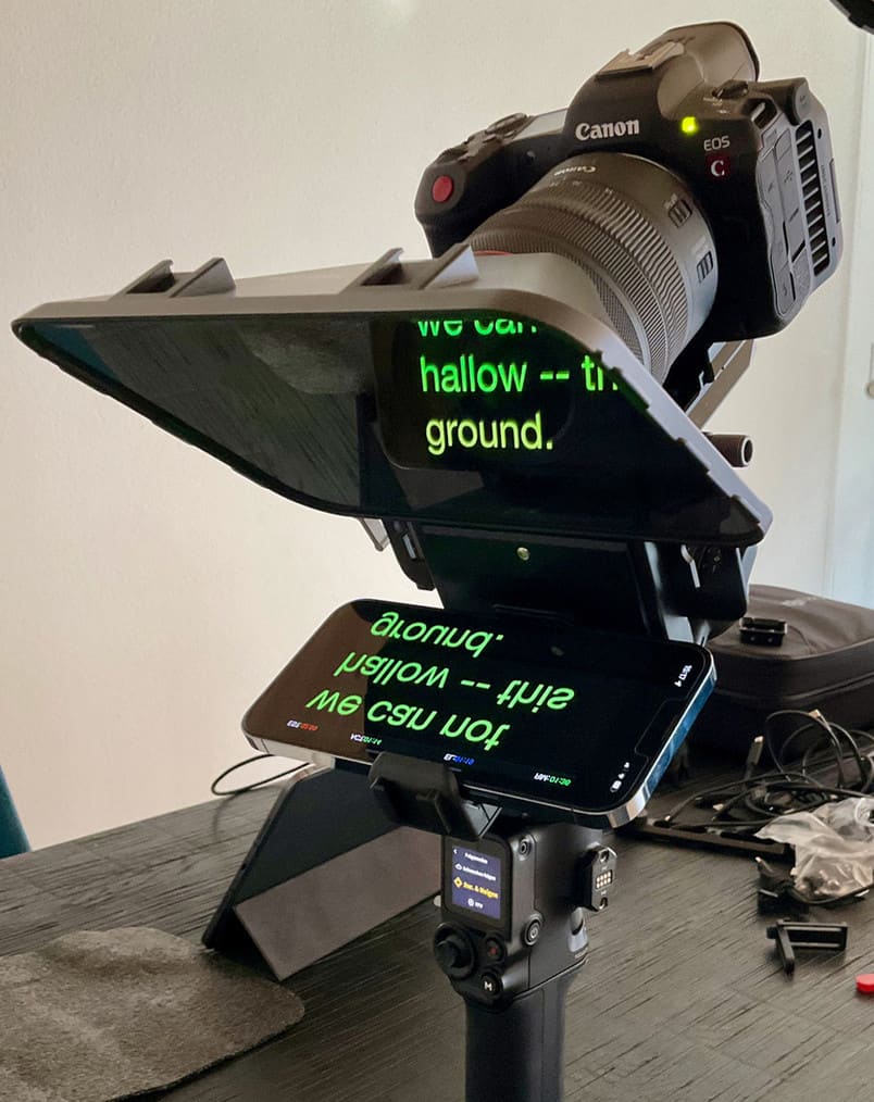 Canon R5C mit Teleprompter auf Gimbal