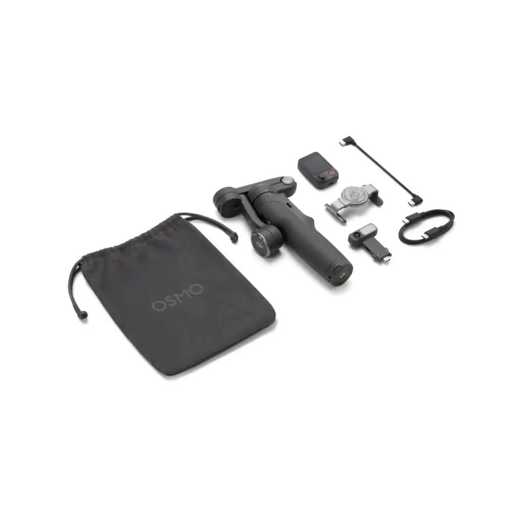 DJI Osmo Mobile 8P Gimbal-Kit mit Zubehör, einschließlich Tasche, Stativbasis und Ladekabel, dargestellt auf weißem Hintergrund.